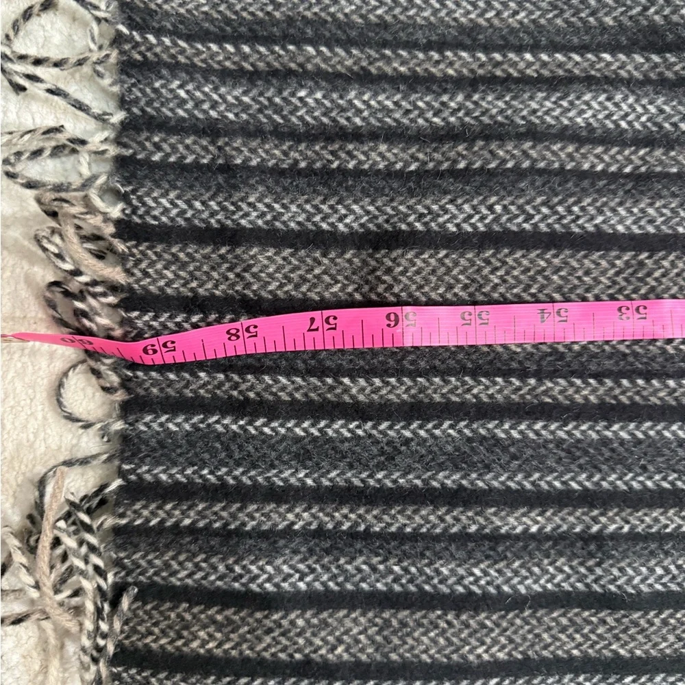Jos A Bank 100%‎ Cashmere Scarf Black Gray Herringbone Fringe